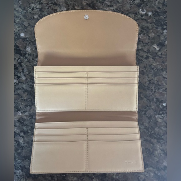 Coach Ashley Women's Beige and Brown Wallet - Picture 2 of 6
